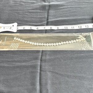 Crystal and Gold Tone Hair accessory with two Combs.